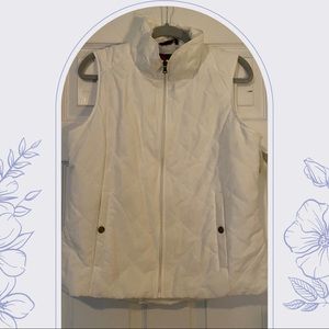 {BASS} White Puffer Vest